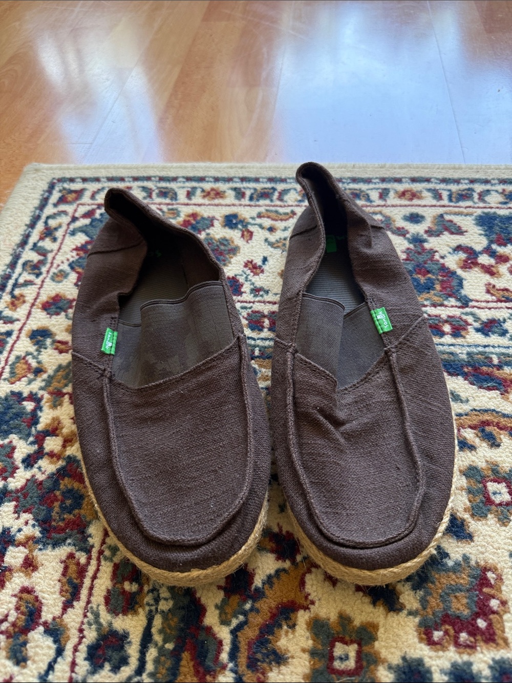 Sanuk New without tag size 10